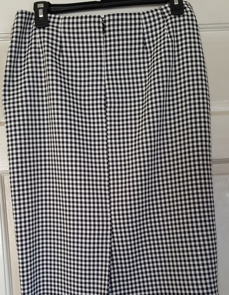 GUC Black & White Checkered Skirt - Picture 2 of 4